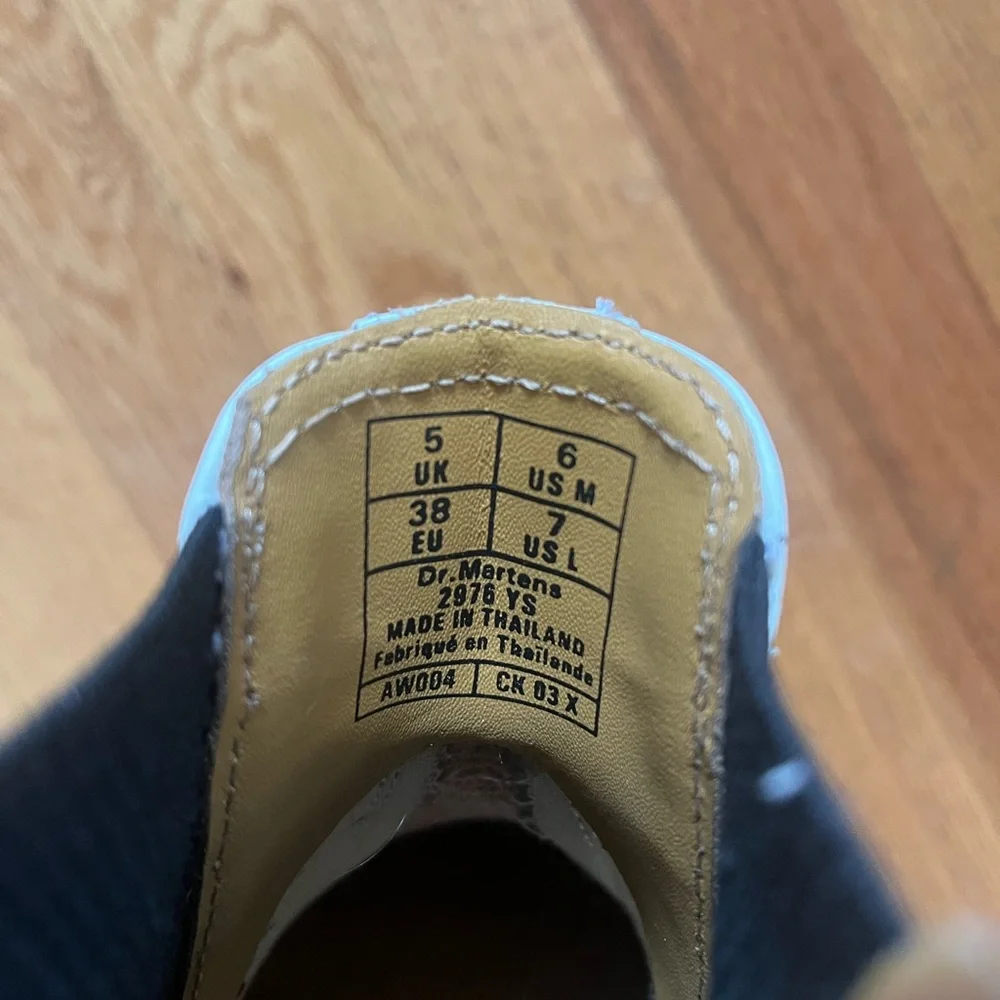 Dr. Martens White Chelsea Boots - Picture 5 of 5